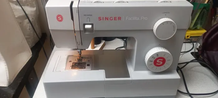 Maquina de costura singer
