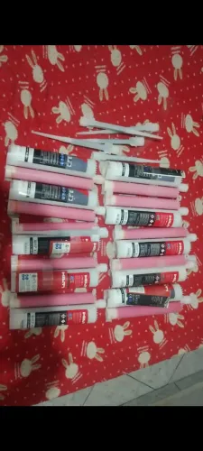 Cola HILT serve para fixações estruturais de altíssima resistência . Vendo cada unidad 150
