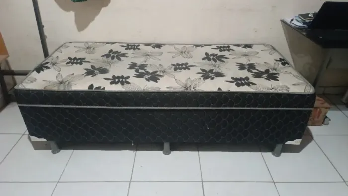 Cama Solteiro Box