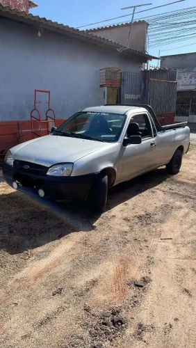 Ford Courier 1.6 L/ 1.6 Flex 2011