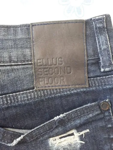 Shorte Ellus Novo