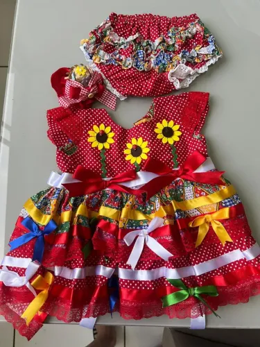 Vestido festa junina 4 ou 5 meses