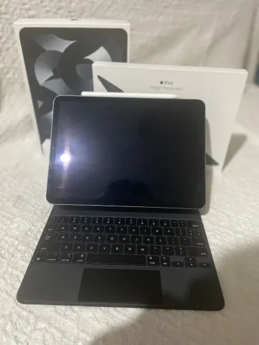 Ipad Air M2  5ª Geração 64gb - A2588, acompanha Magic Keyboard Original + Apple Pencil 2