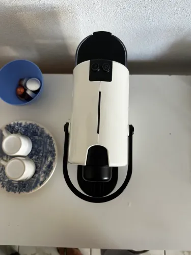 Cafeteira Nespresso Inissia