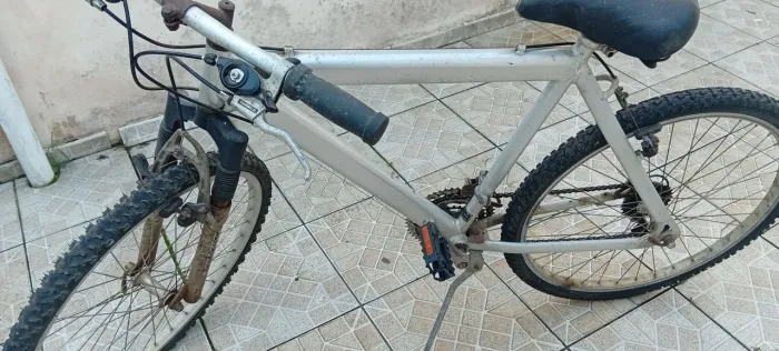 Bicicleta Aro 26 Alumínio Com Suspensão - No Estado (Para Revisar)