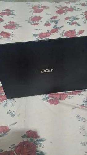 Notebook 1020 reais, no pix sai por 830. Semi novo comprei por 5 mil e pouco.