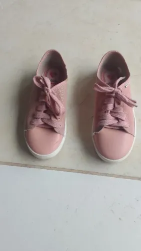 Vendo tênis molekinha tamanho 29