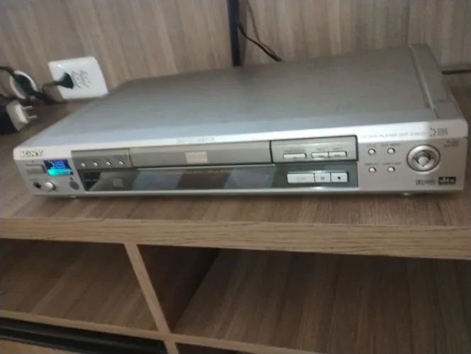 Dvd sony DVP S560D (para retirada de pecas)