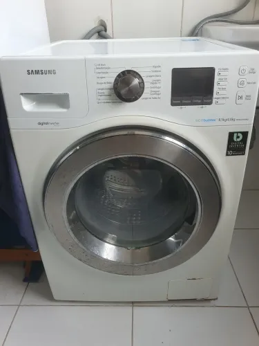 Lava e Seca Samsung 8,5 kg necessitando de reparo