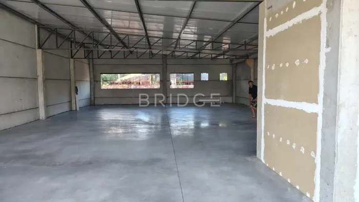 LOJA COM 472 M² - 8 A 10 VAGAS
