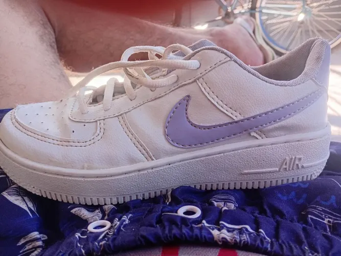 Tenis