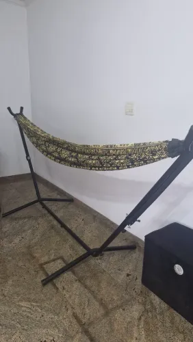 Suporte com rede de descaso