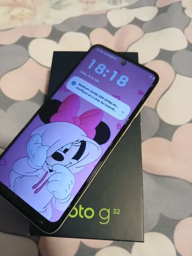 Vendo celular G32 128gb cor: Rosê no precinho