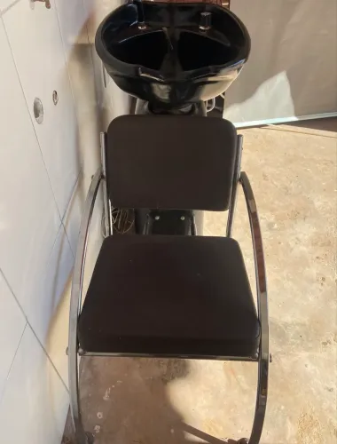 Cadeira e lavatório para salão