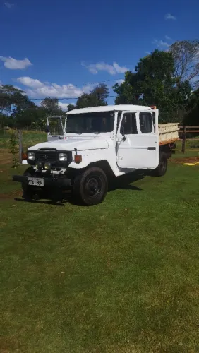 Toyota Band.Jipe Cap.de Aço Chas. Longo Diesel 1994