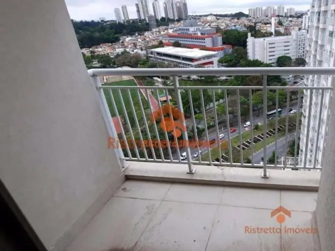 Apartamento com 1 dormitório para alugar, 41 m² por R$ 2.856,41 - Umuarama - Osasco/SP
