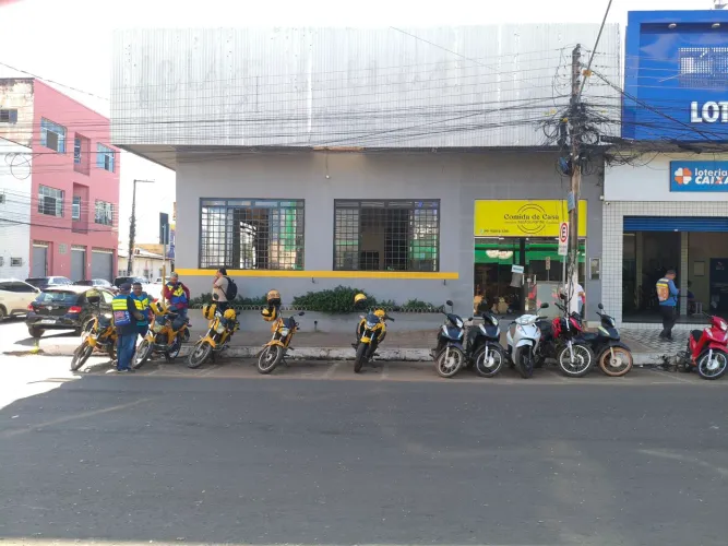 Vendo ou alugo na av. Getúlio Vargas