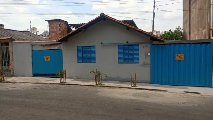 Porão Locação Bairro Albinopolis Conselheiro Lafaiete MG