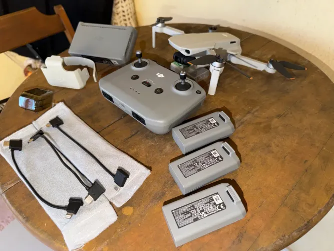 Drone Dji mini 2 SE novíssimo