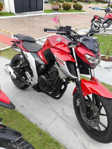 Yamaha Fazer 250