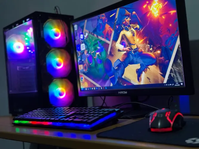 PC GAMER COMPLETO i7 + MONITOR + KIT GAMER