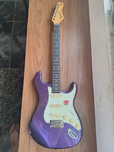 Guitarra Tagima Roxa