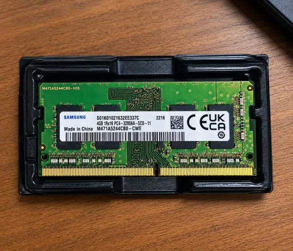 Memória RAM Samsung 4GB DDR4 3200MHz para Notebook