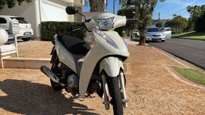 Moto BIZ 125 EX Flex 2019