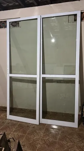 Porta de correr Alumínio e Vidro - Branco