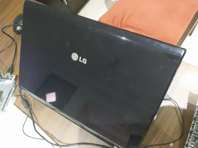 Vendo notebook LG R590