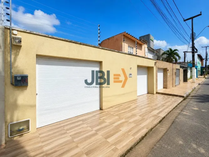 CASA À VENDA PRÓXIMA À AV. MISTER HULL PADRE ANDRADE FORTALEZA/CE