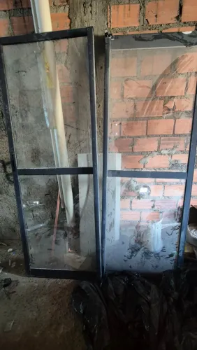 Conjunto 2 Folhas Porta de Correr Alumínio ? 1,58 m × 2,17 m ? Cinza Escuro