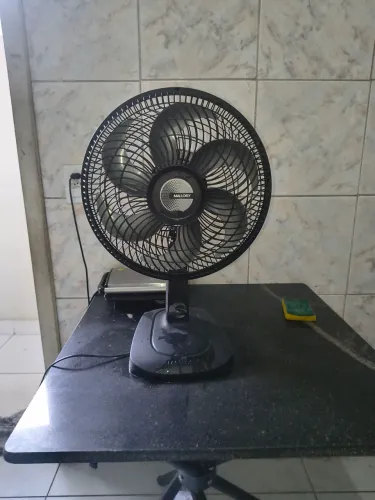 Ventilador Mesa Mallory Fresh TS 40cm com 3 Velocidades Preto