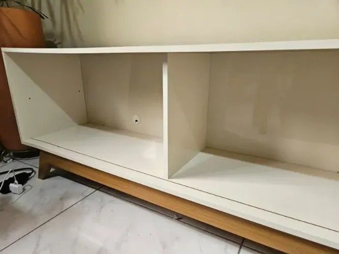 Rack para TV branco offwhite
