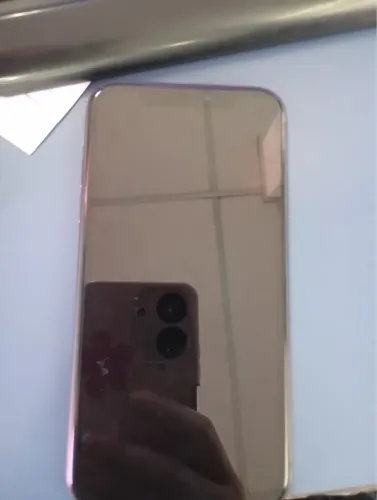 Vendo um iPhone 11