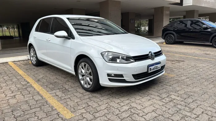 Volkswagen Golf Comfortline 1.4 TSI 140cv Aut. 2014