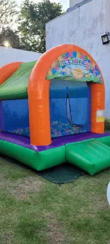Piscina de bolinhas inflável 