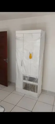 Guarda-roupa Solteiro Branco - Estado de Novo