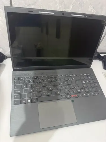 Notebook positivo novinho