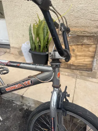 Bicicleta BMX MONGOOSE
