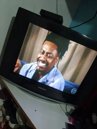Tv de tubo 20 polegadas