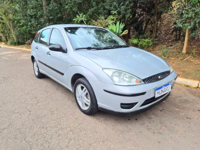 Ford Focus 1.6 S/se/se Plus Flex 8v/16v 5P 2008