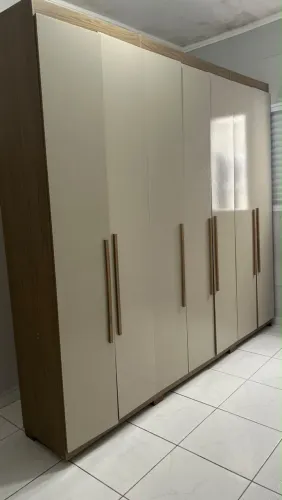 Vende se Guarda Roupa Casal