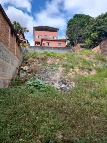 Excelente lote no Diamante