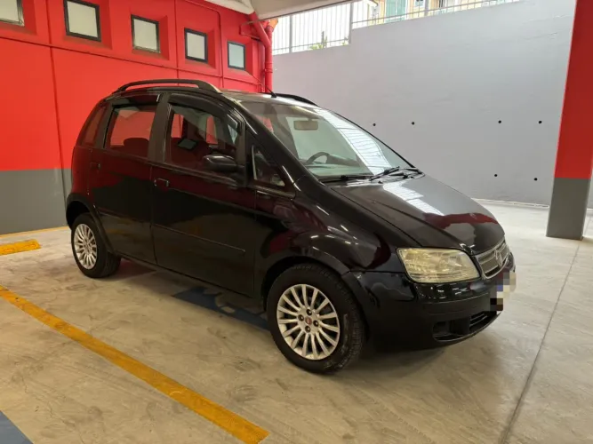 Fiat Idea ELX 1.4 MPI Fire Flex 8V 5P 2010