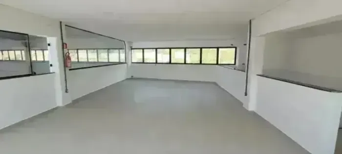 Galpão comercial 650 metros quadrados para locação em Jacareí/SP