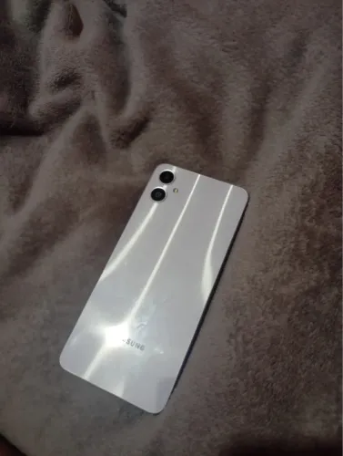 Vendo celular Samsung galaxy A05 nunca usado