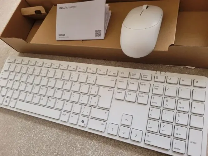 Teclado e mouse Dell Pro 5 KM526 ABNT2 Português (Brasil) Cinza Claro