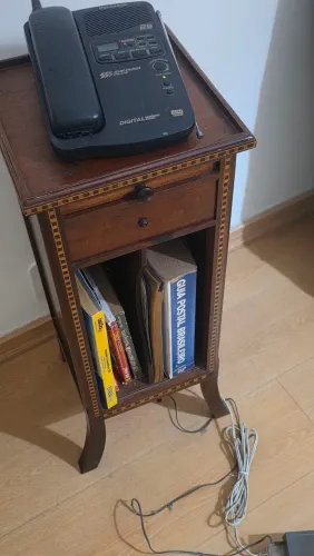 Mesinha para telefone