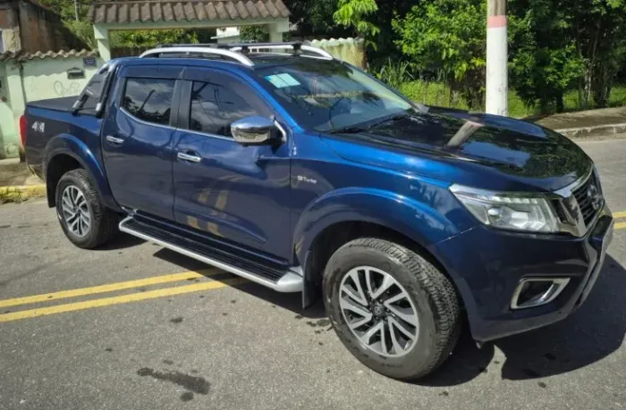 Nissan Frontier LE CD 4X4 2.3 Bi-TB Diesel Aut. 2022